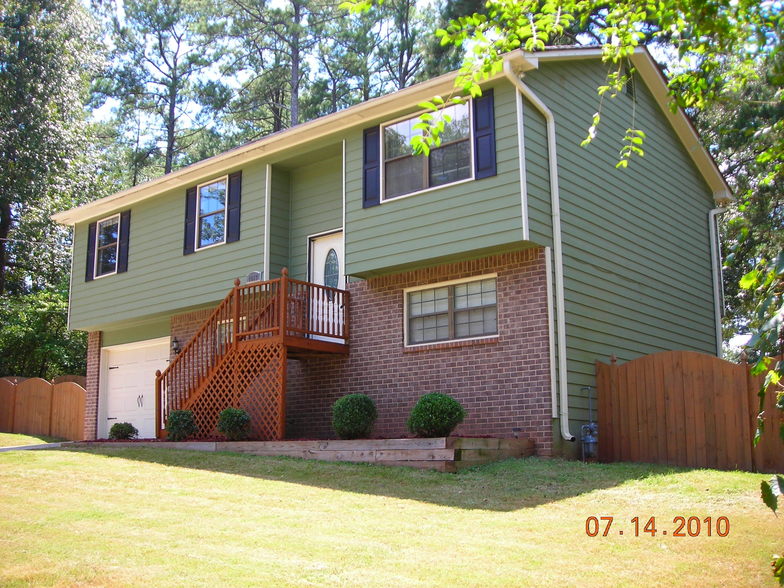 Green home, frontyard view